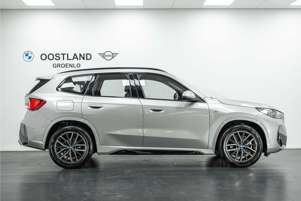 BMW X1 6