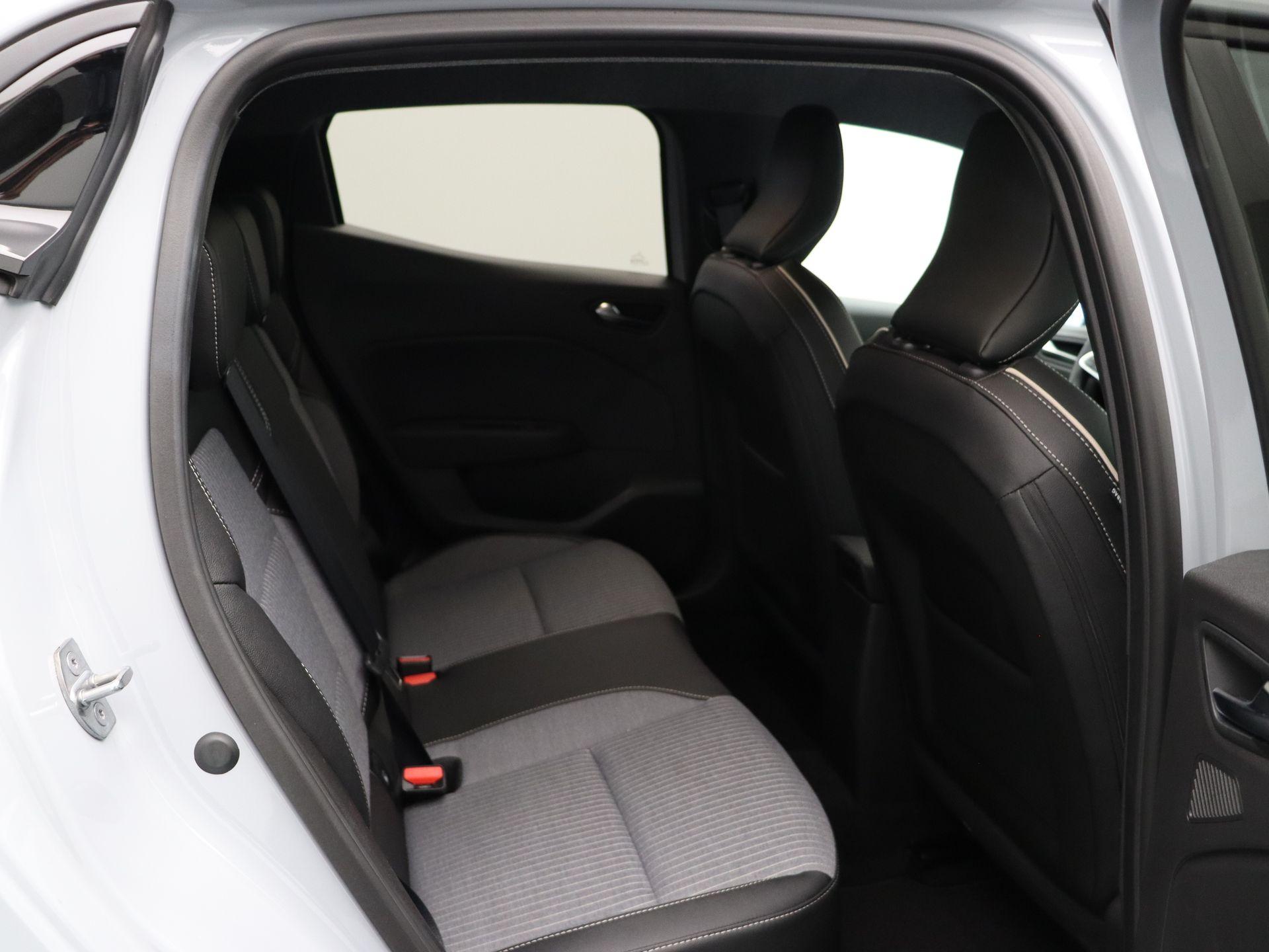 Renault Clio 1.6 E-Tech Full Hybrid 145 techno - Afbeelding 6