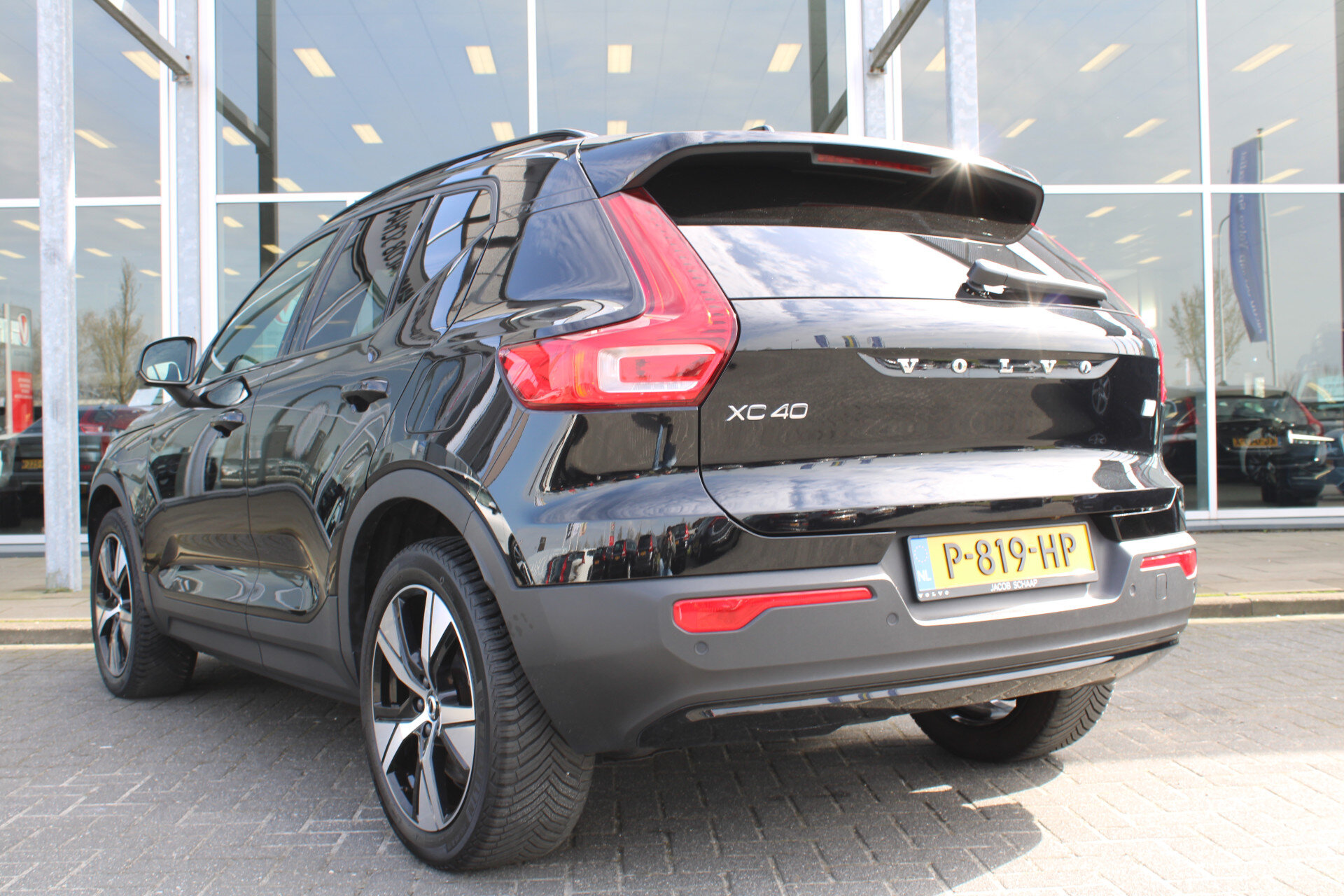 Volvo XC40 Recharge 232PK Plus - Afbeelding 3