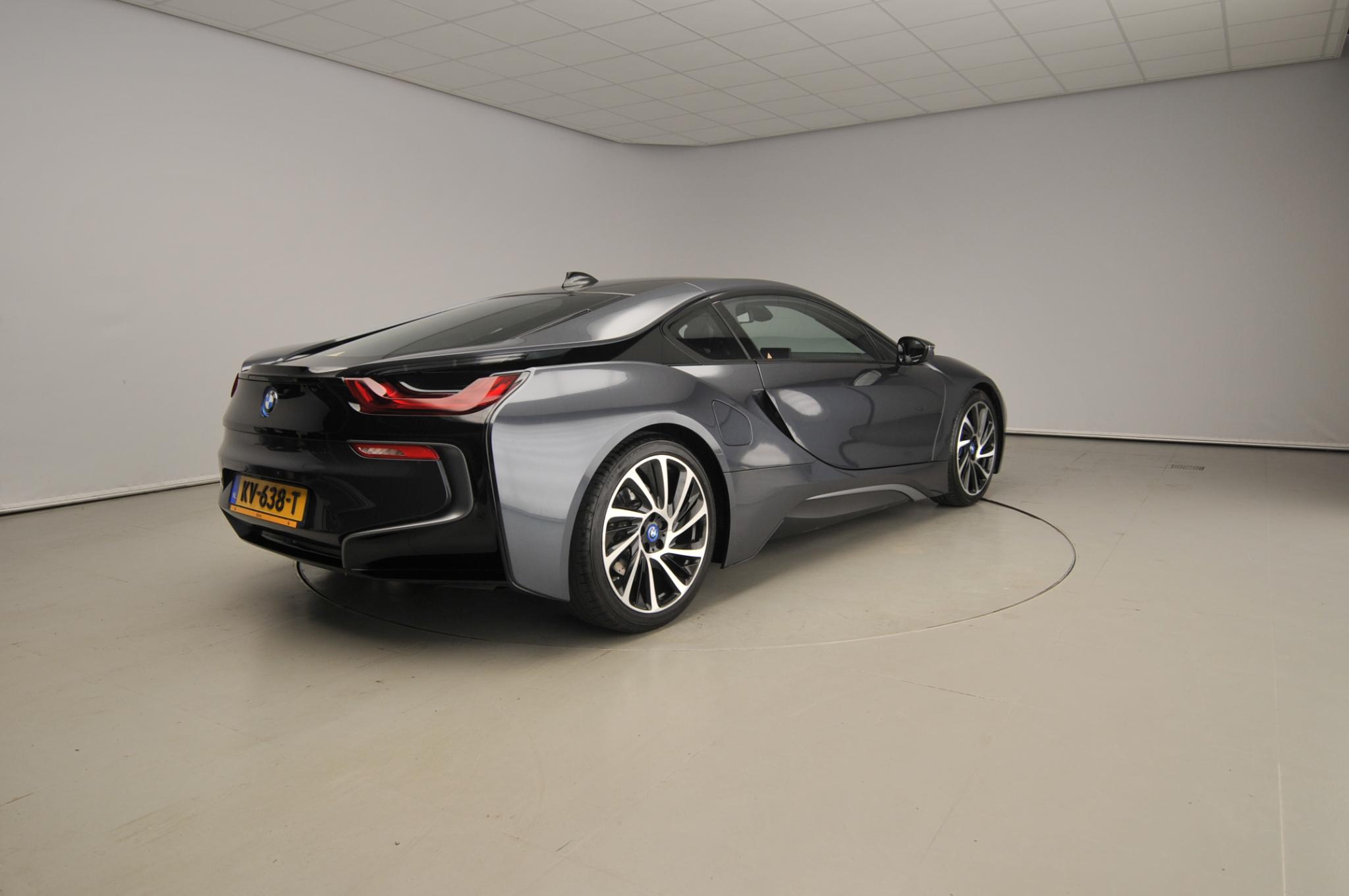 BMW i8 Coupé - Afbeelding 2