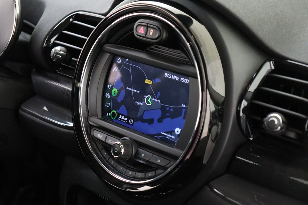 MINI Clubman 18