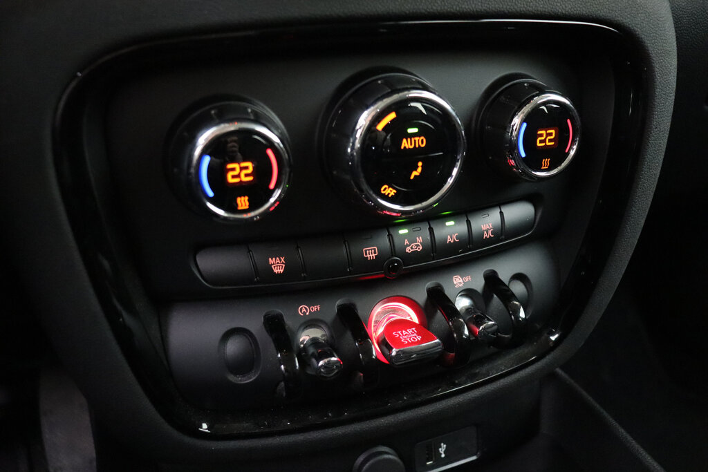 MINI Clubman 30