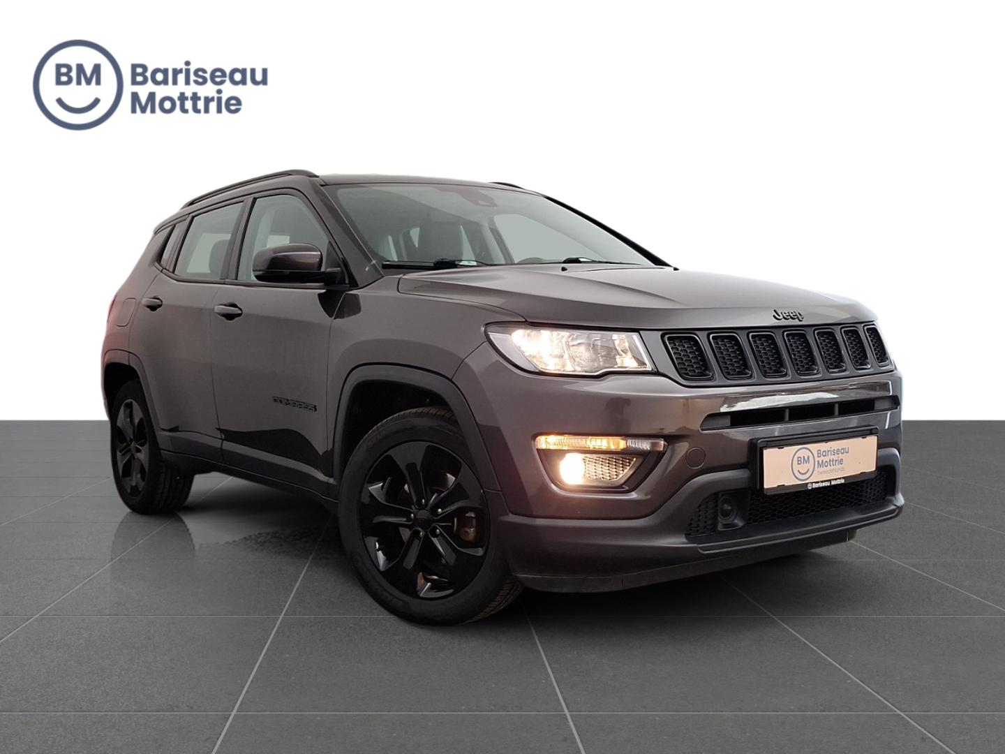 Jeep Compass limited *ZETEL STUURVERWARMING*CARPLAY*DAB*GPS*CAMERA SENSOREN*