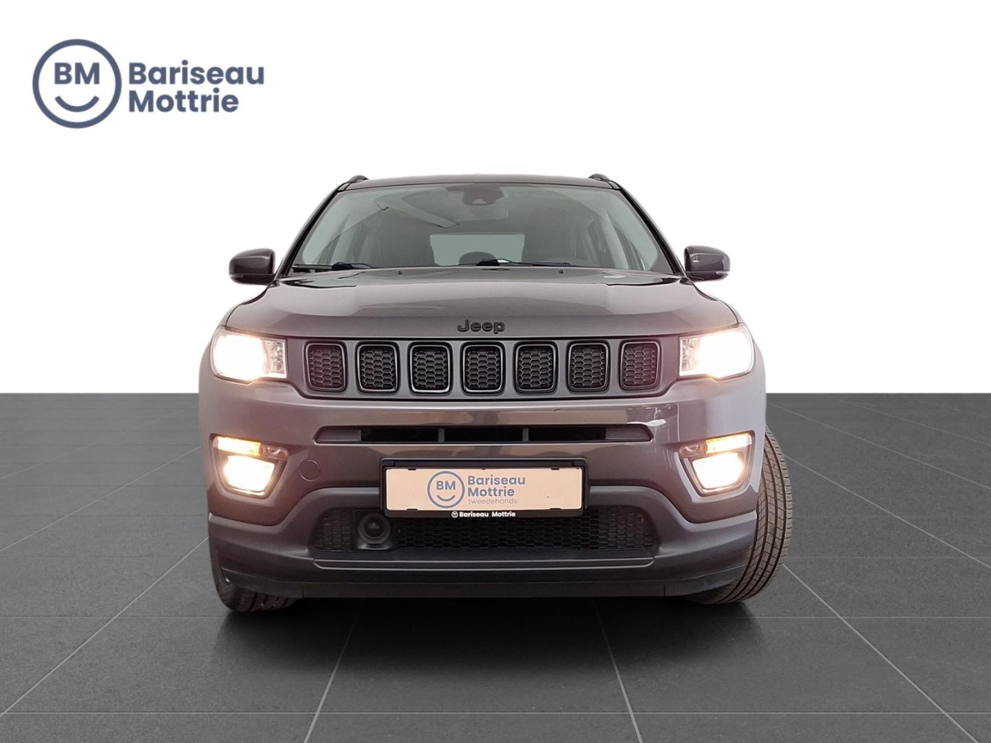 Jeep Compass limited *ZETEL STUURVERWARMING*CARPLAY*DAB*GPS*CAMERA SENSOREN* - Image 2