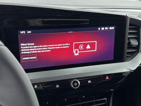 Apple Carplay/Android Auto