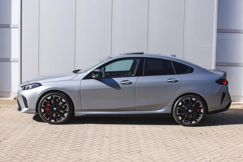 BMW 2 Serie 8