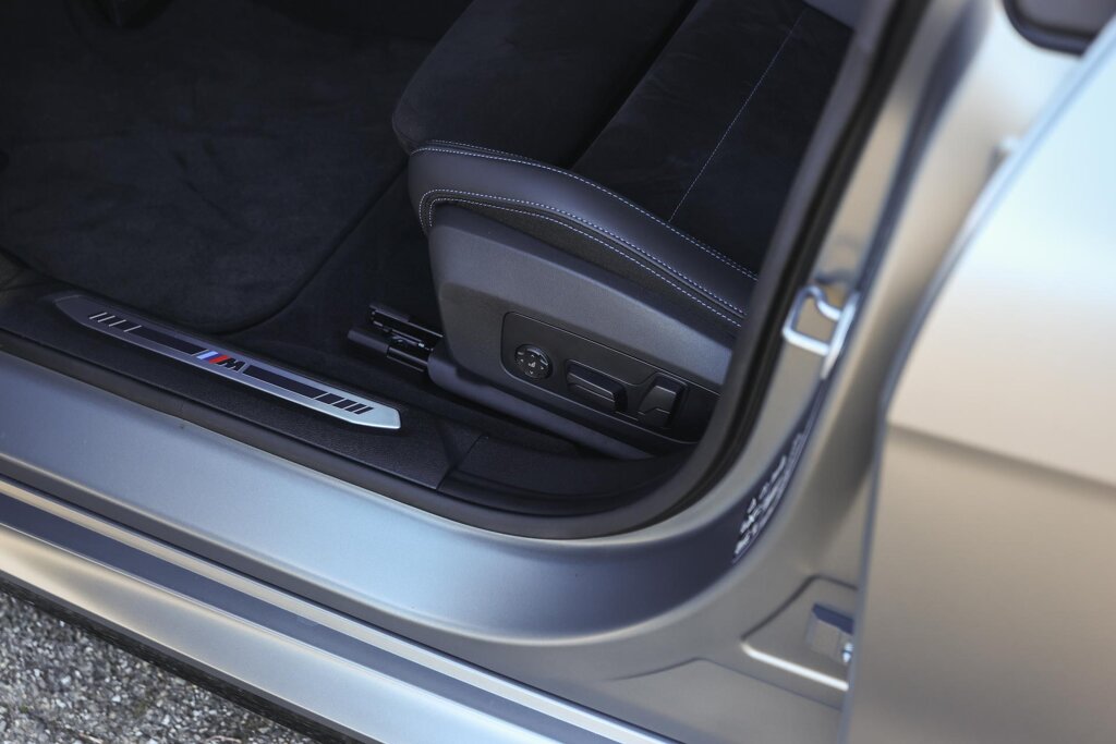 BMW 2 Serie 12