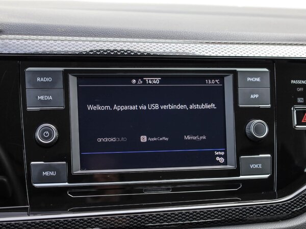 Apple Carplay/Android Auto