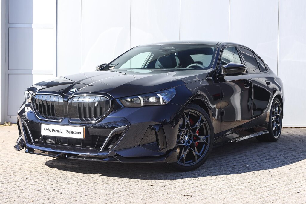 BMW i5 1