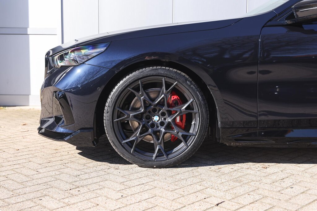 BMW i5 4