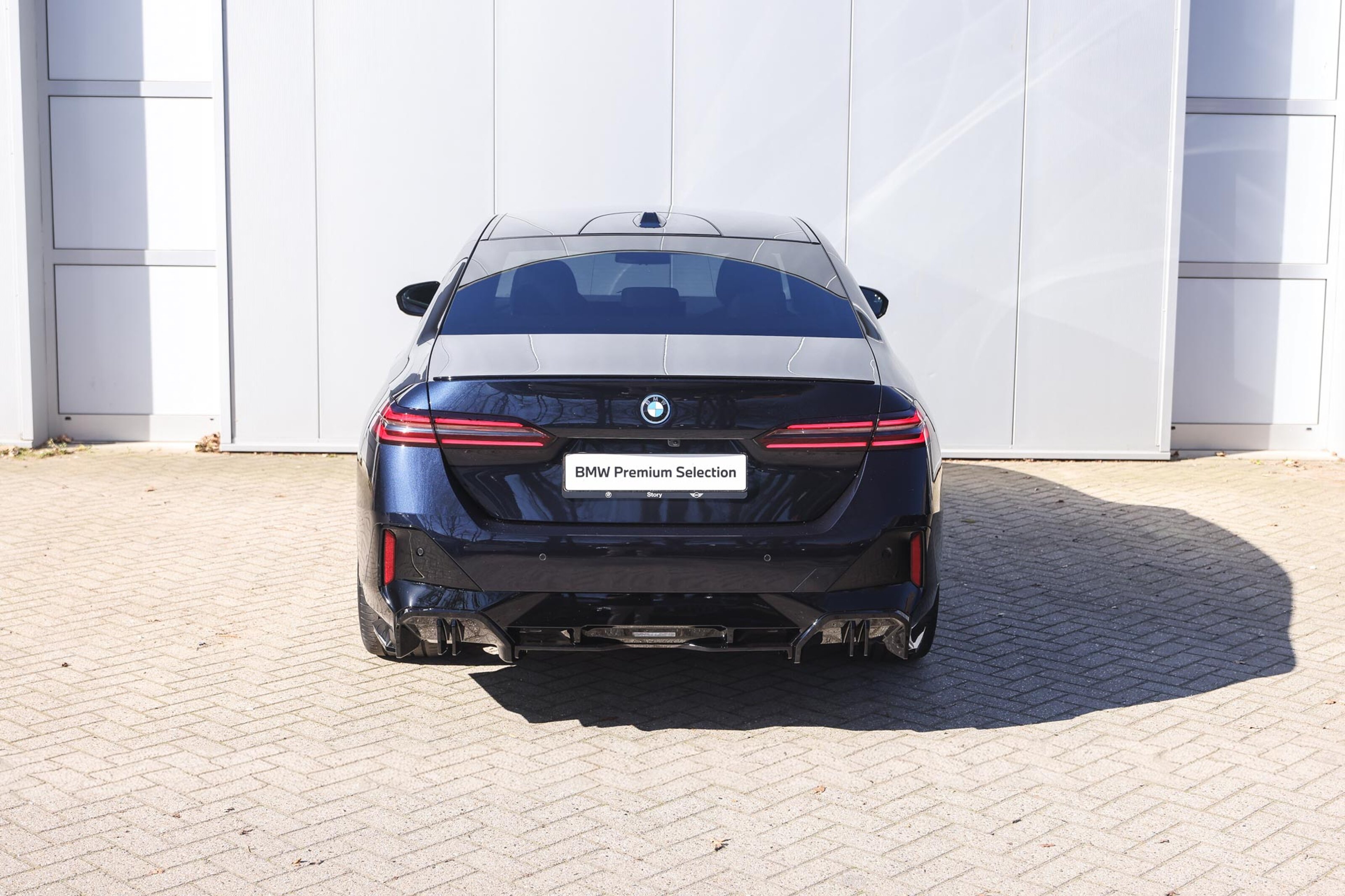 BMW i5 6