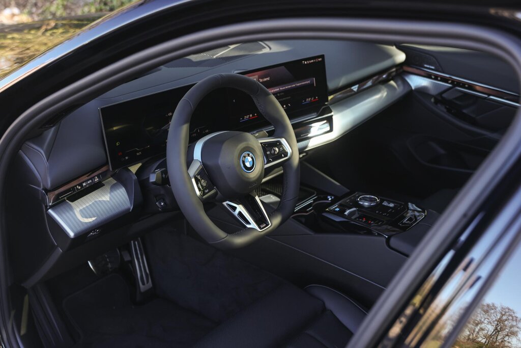 BMW i5 10