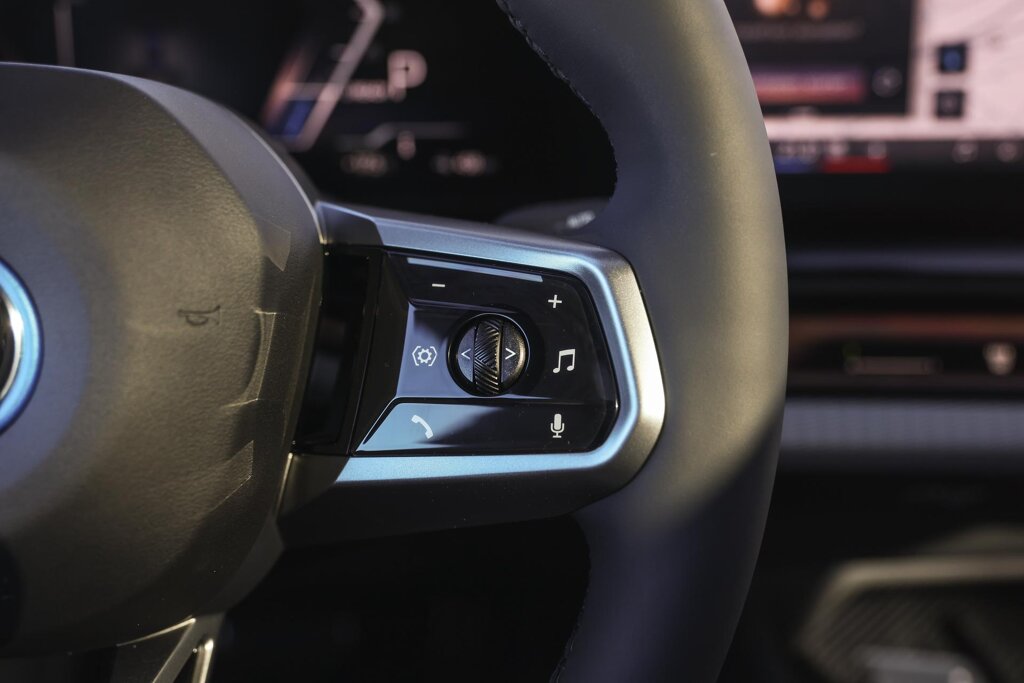 BMW i5 16