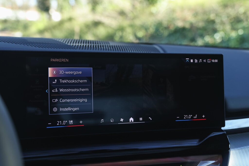 BMW i5 19