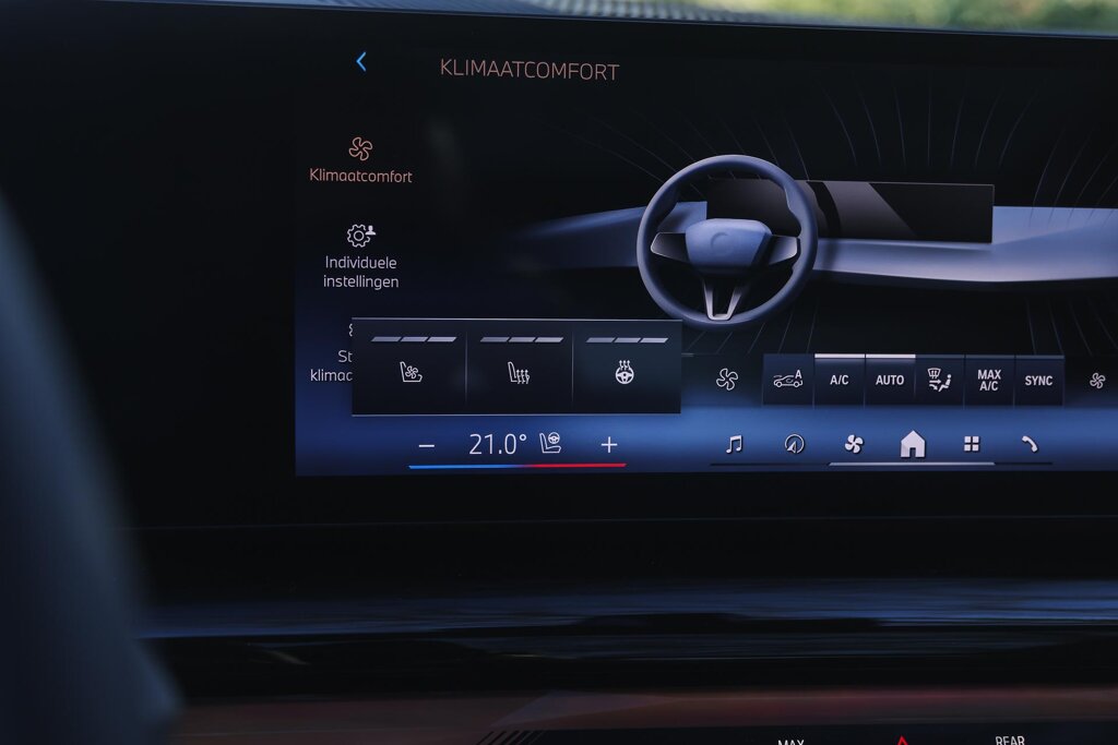 BMW i5 25