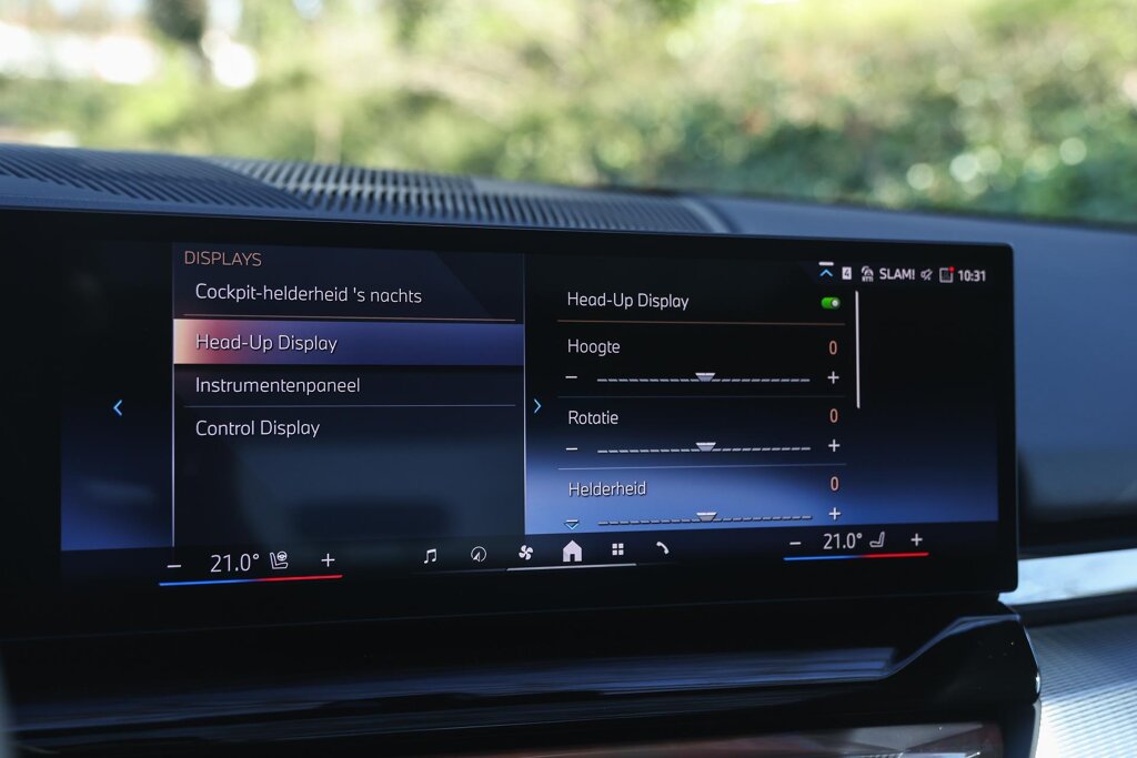 BMW i5 27