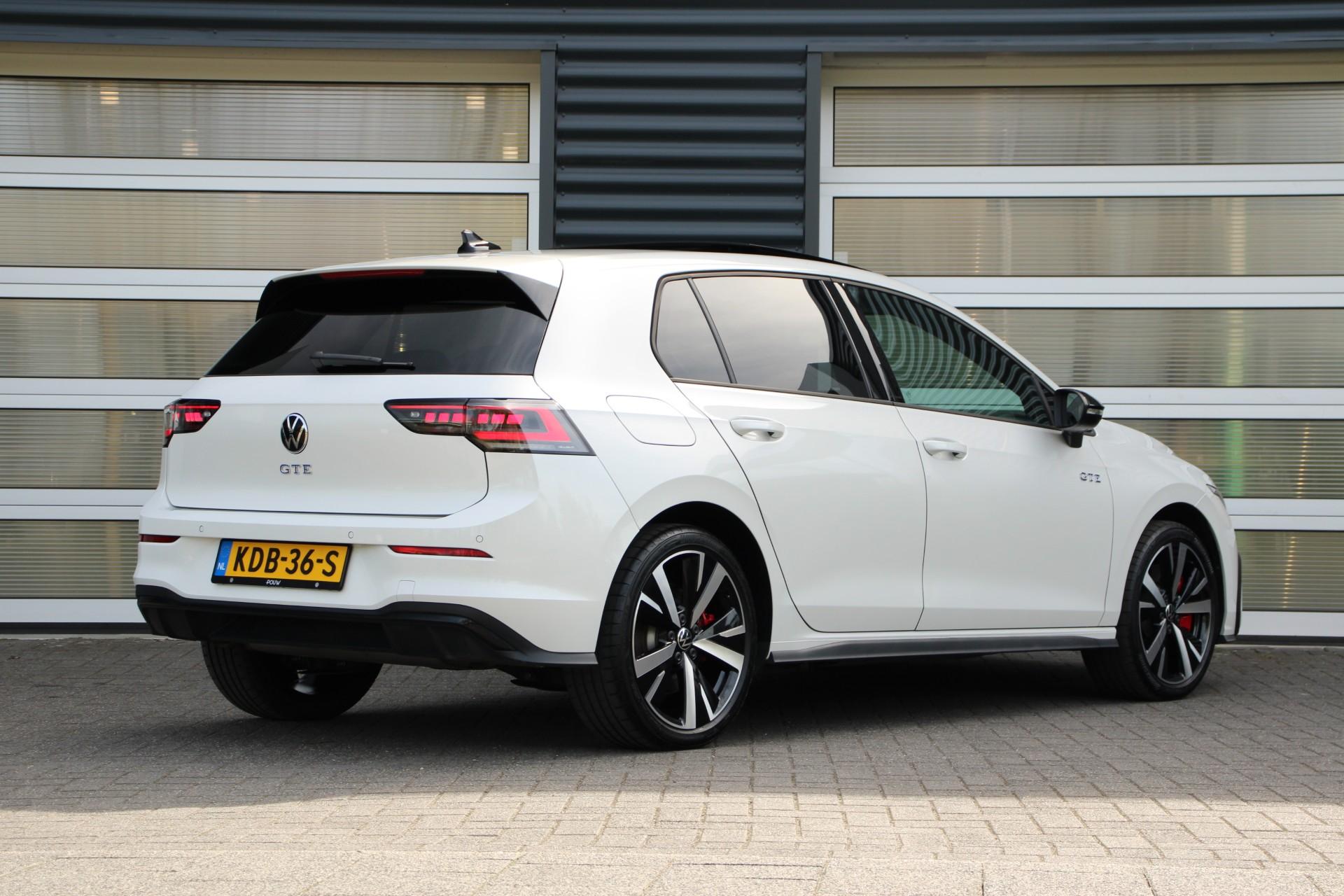 Volkswagen Golf GTE 1.5 eHybrid 272pk DSG - Afbeelding 2