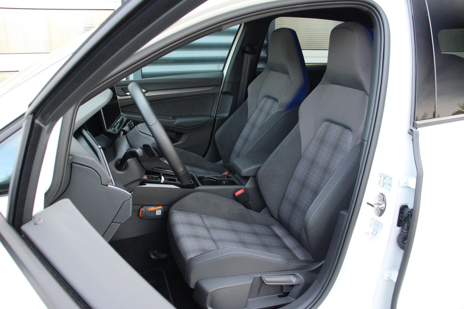 Volkswagen Golf GTE 1.5 eHybrid 272pk DSG - Afbeelding 4