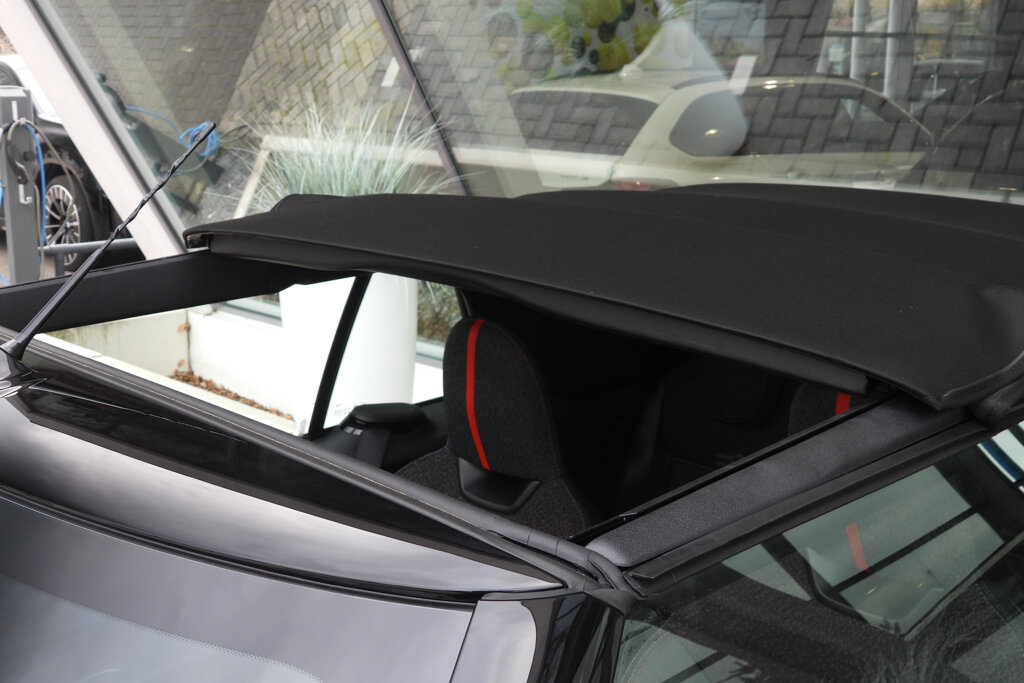 MINI Cooper Cabrio 12