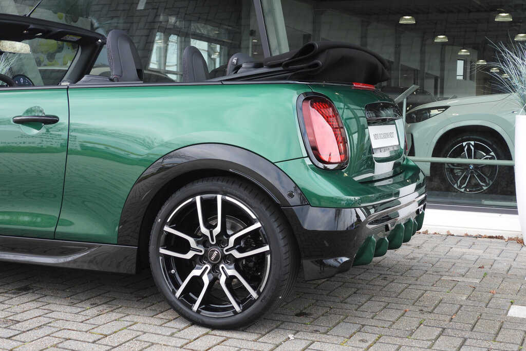 MINI Cooper Cabrio 22