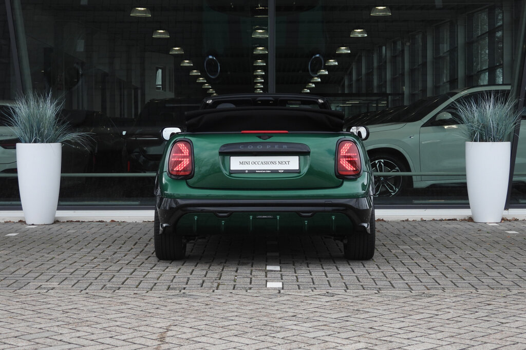 MINI Cooper Cabrio 24