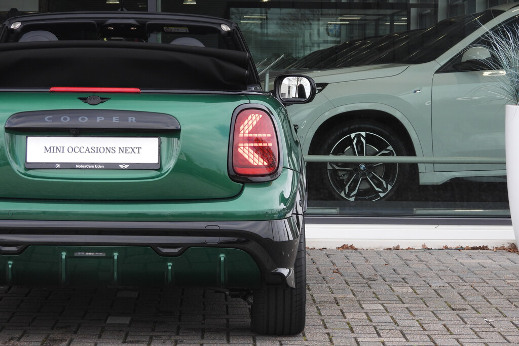 MINI Cooper Cabrio 25