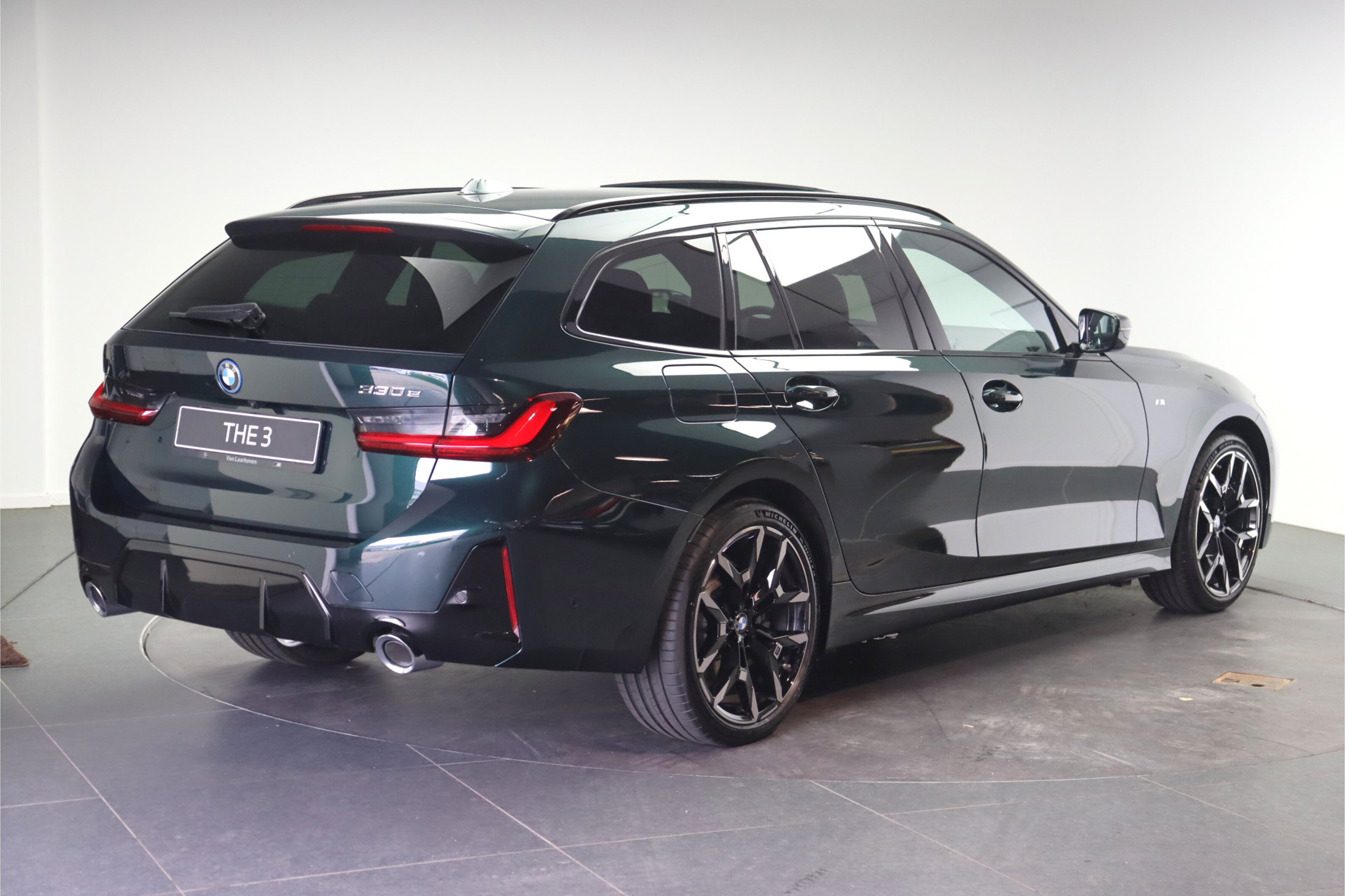 BMW 3 Serie Touring 330e M Sport Automaat