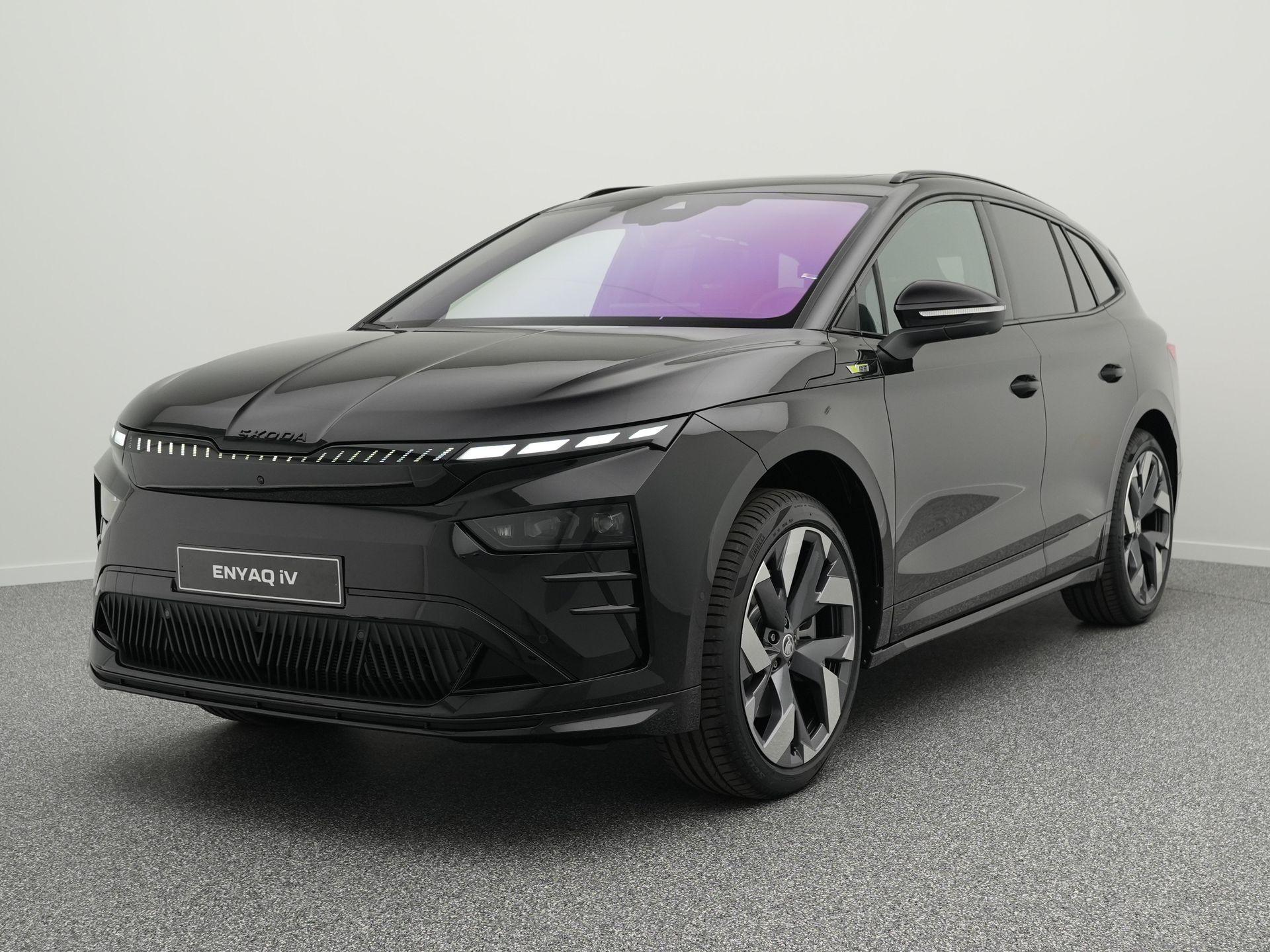 Škoda Enyaq iV RS Elektromotor 250 kW / 340 PK SUV Elektrische aa