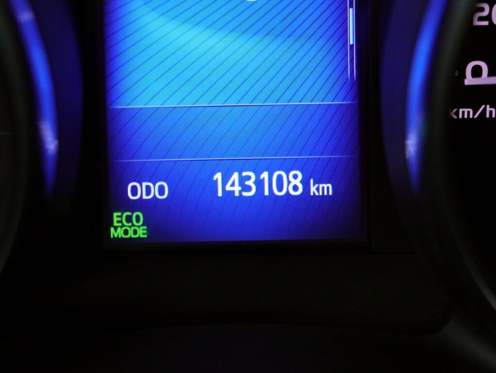 Toyota Auris Touring Sports 1.8 Hybrid Dynamic Ultimate | All-seasonbanden | Stoelverwarming - Afbeelding 4