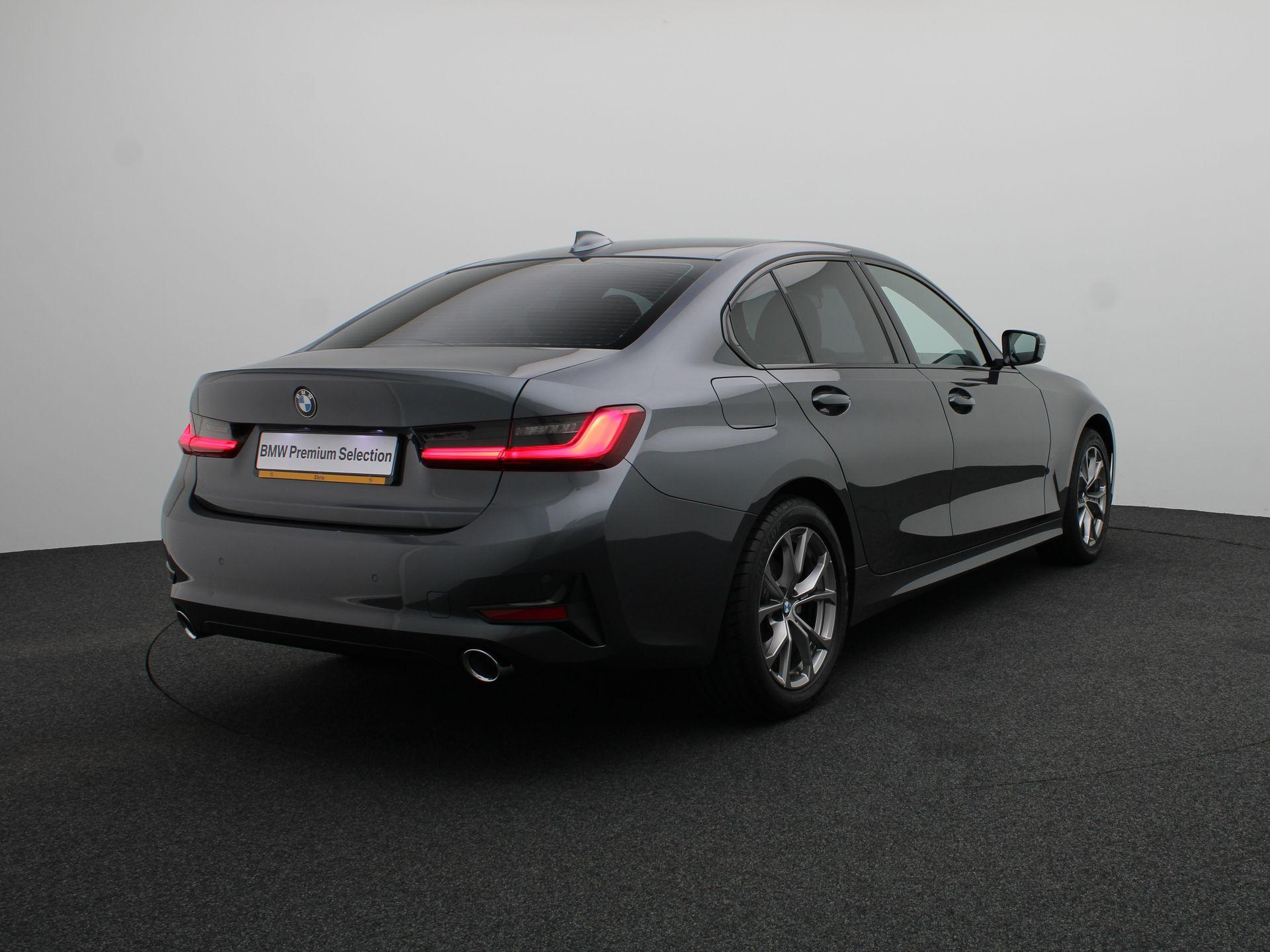 BMW 3 Serie Sedan 318i - Afbeelding 2
