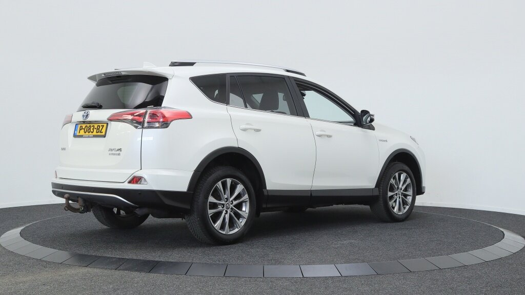 Toyota RAV4 2.5 Hybrid Style | Leder | Afn. Trekhaak | All Seasons | - Afbeelding 2