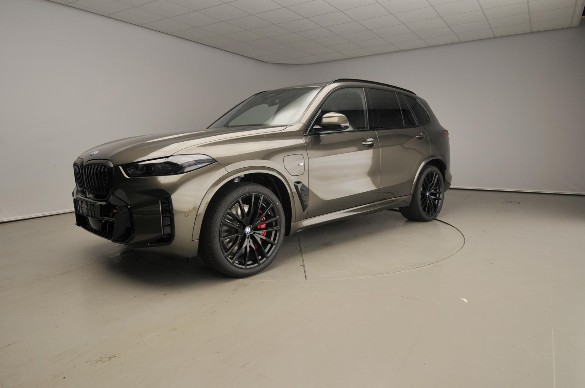 BMW X5 xDrive50e - Afbeelding 1