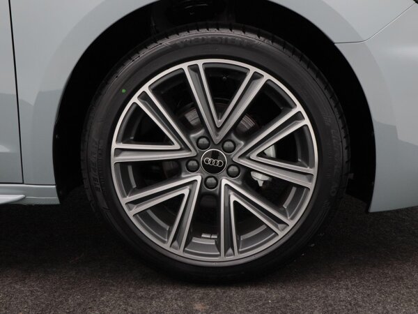 lichtmetalen velgen 7-spaaks 17"