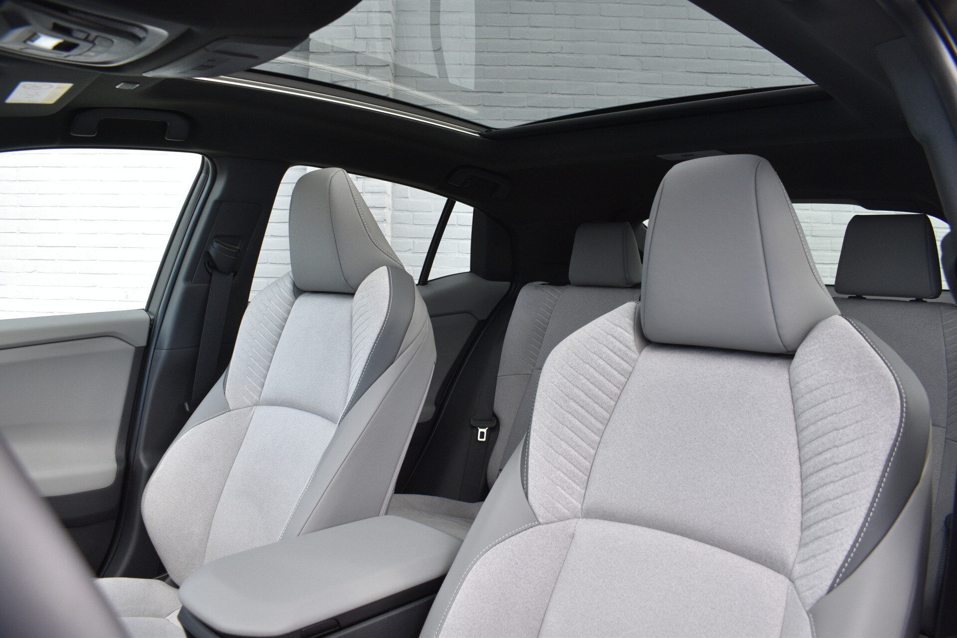 Toyota  C-HR+ Executive AWD 77 kWh Automaat 343pk - Afbeelding 4