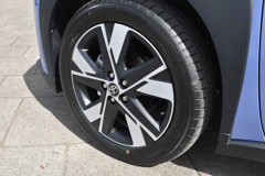 Toyota Aygo X Hybrid 115 pulse Automaat 116pk - Afbeelding 4