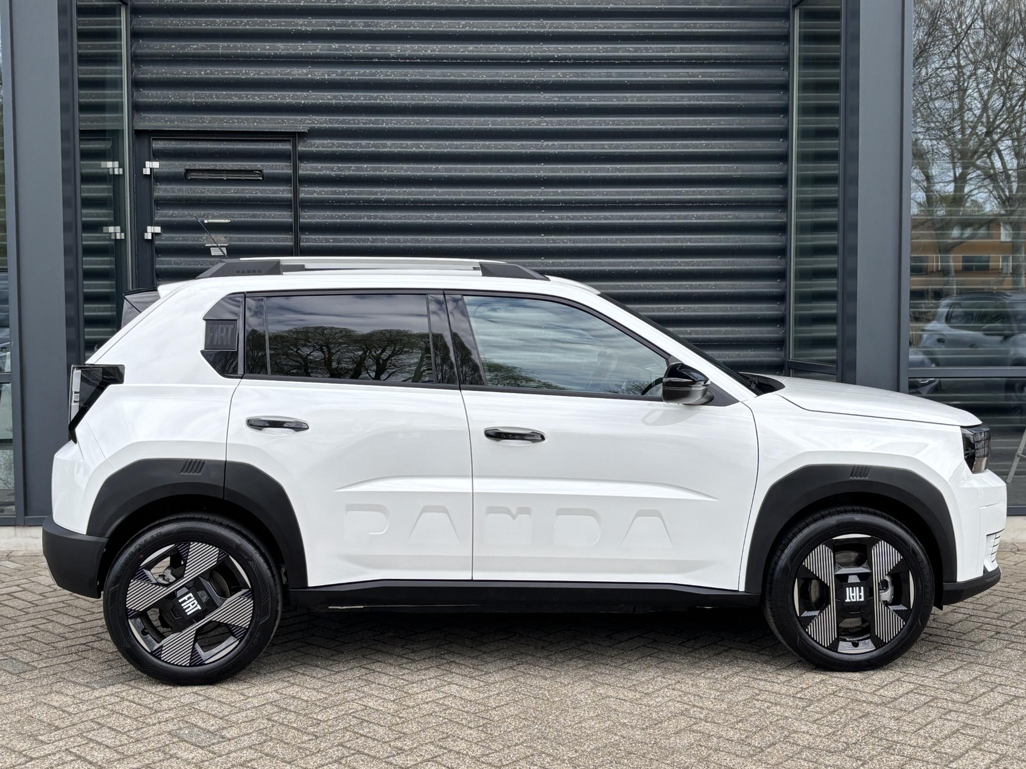 Fiat Grande Panda La Prima 11 kW 44 kWh - Afbeelding 4