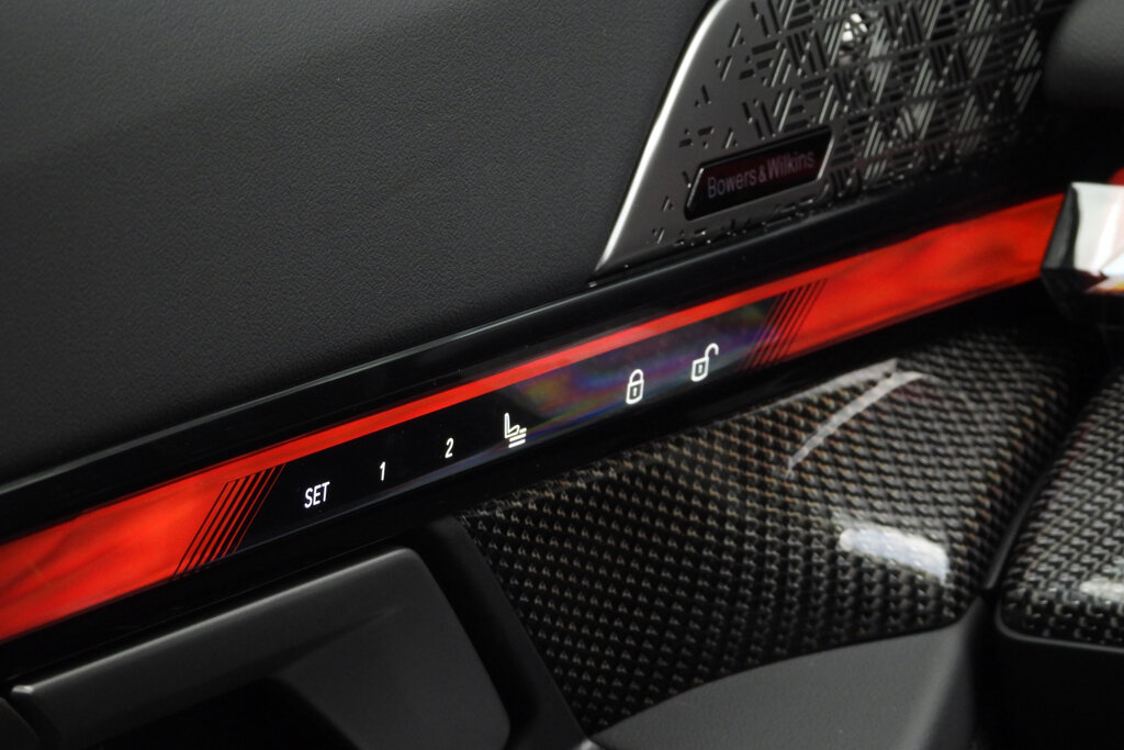 BMW i5 44