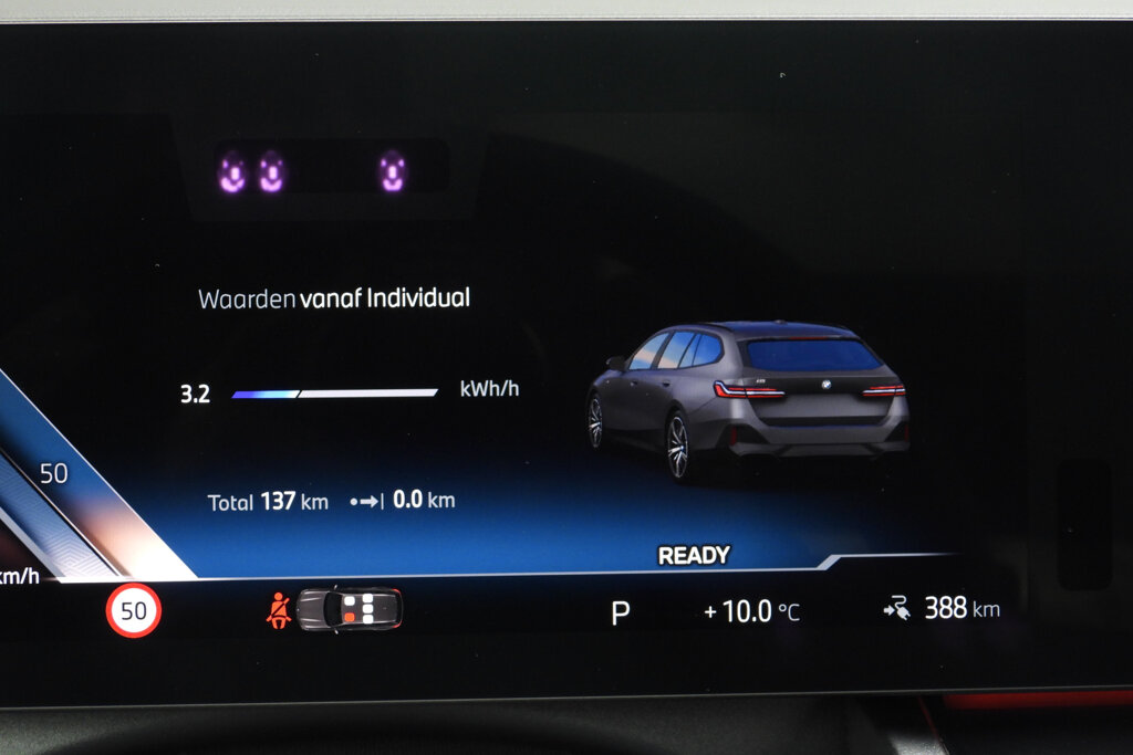BMW i5 47