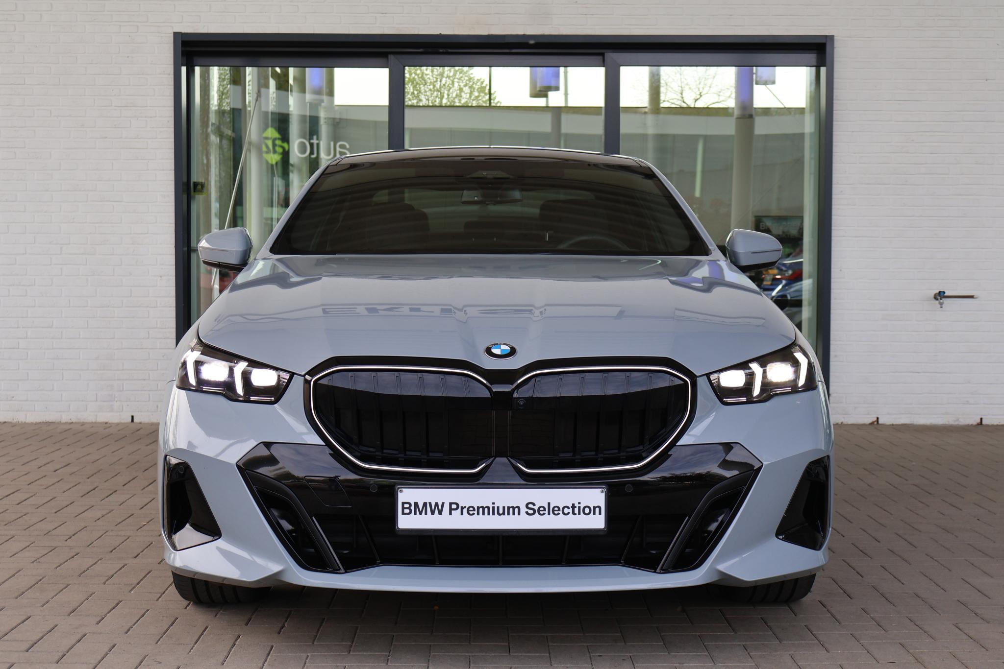 BMW 5 Serie Sedan 520i - Afbeelding 3