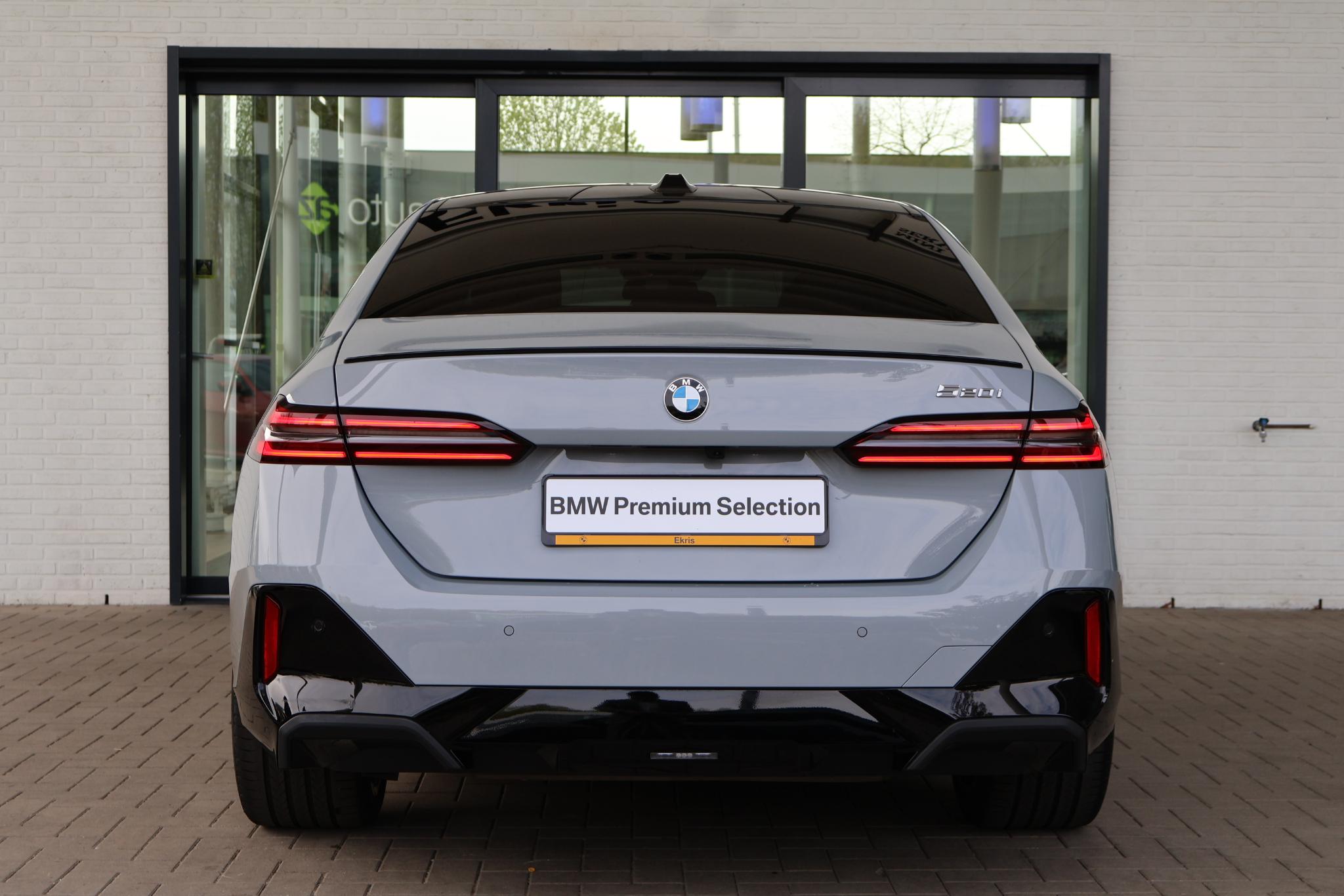 BMW 5 Serie Sedan 520i - Afbeelding 4