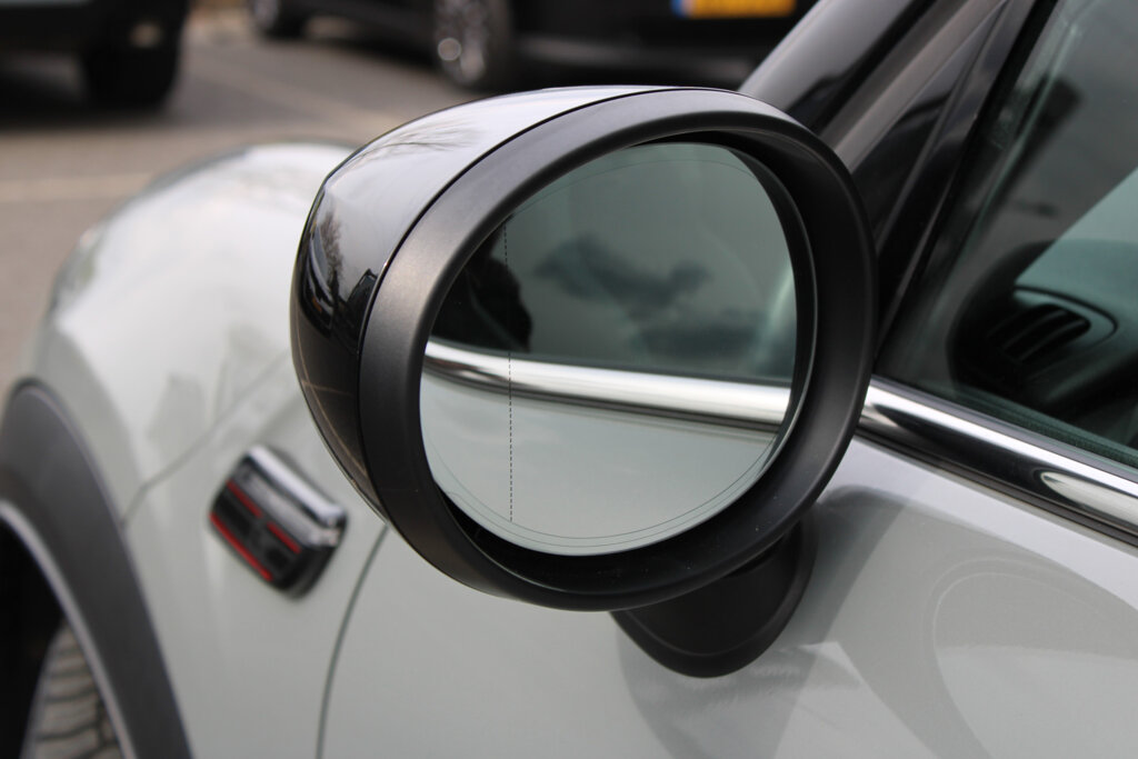 MINI Cooper S 8