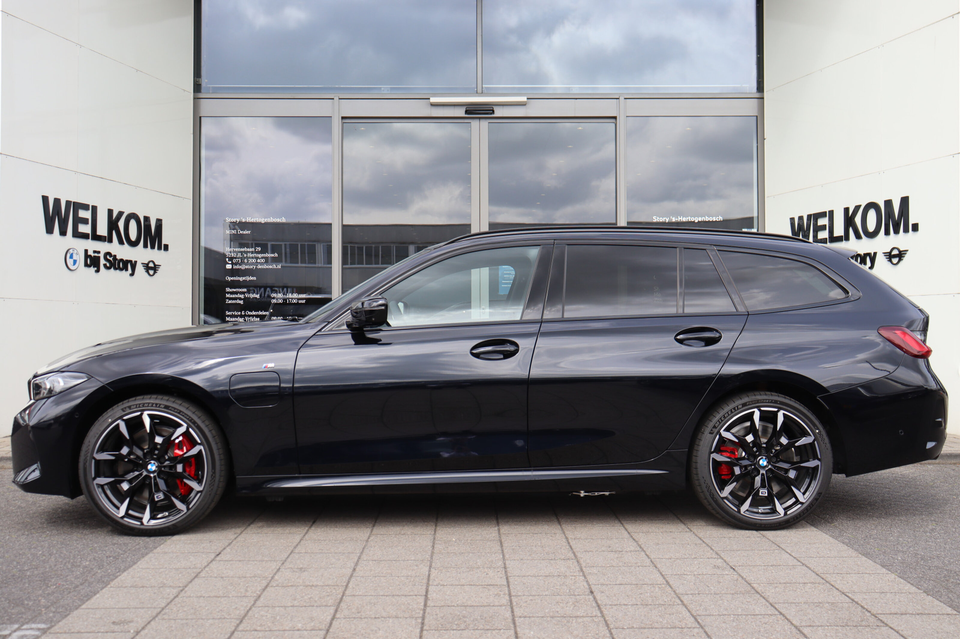 BMW 3 Serie Touring 330e M Sport Automaat