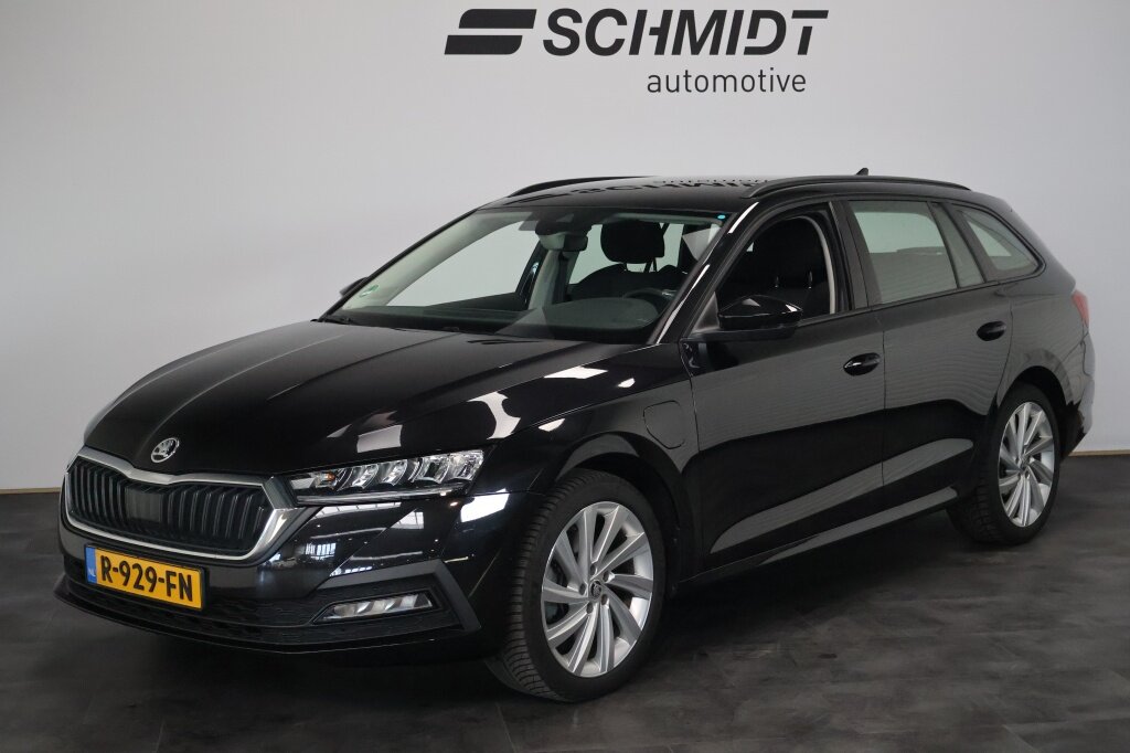 Škoda Octavia Combi 1.4 TSI iV PHEV Business | Trekhaak | Carplay | Keyless