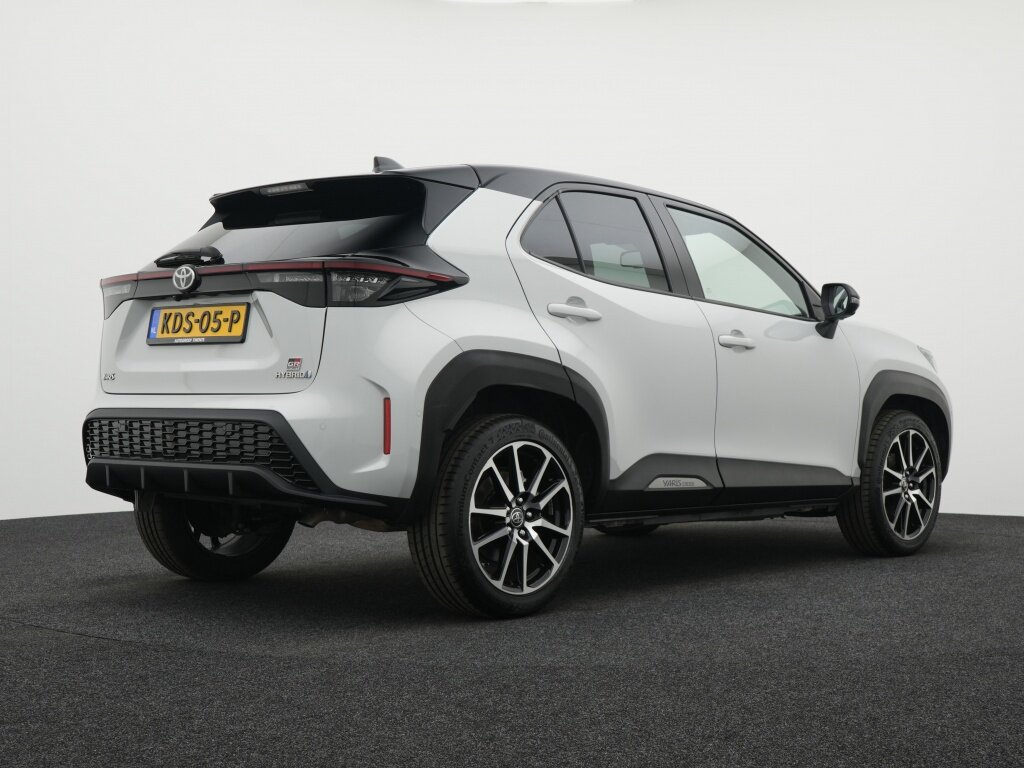 Toyota Yaris Cross 1.5 Hybrid GR Sport | Navi | LED | Stoelverwarming - Afbeelding 2