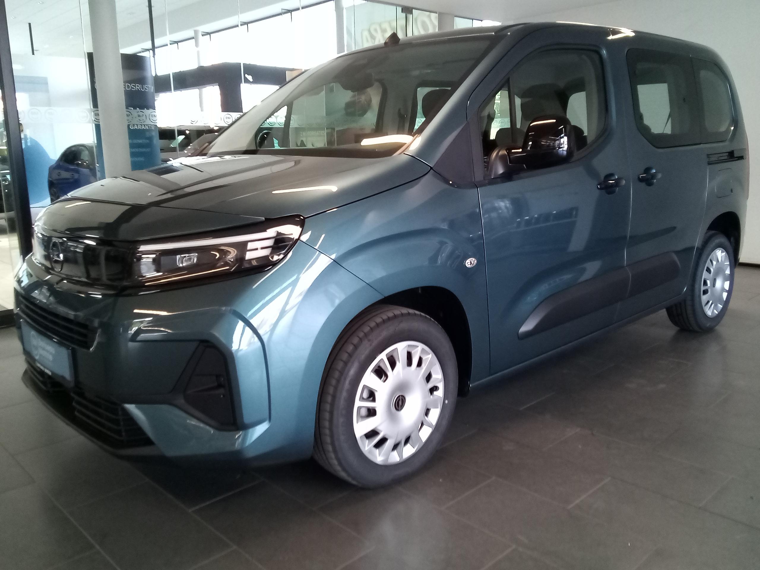 Opel Combo 1.5 Turbo D 100 PK Life Edition