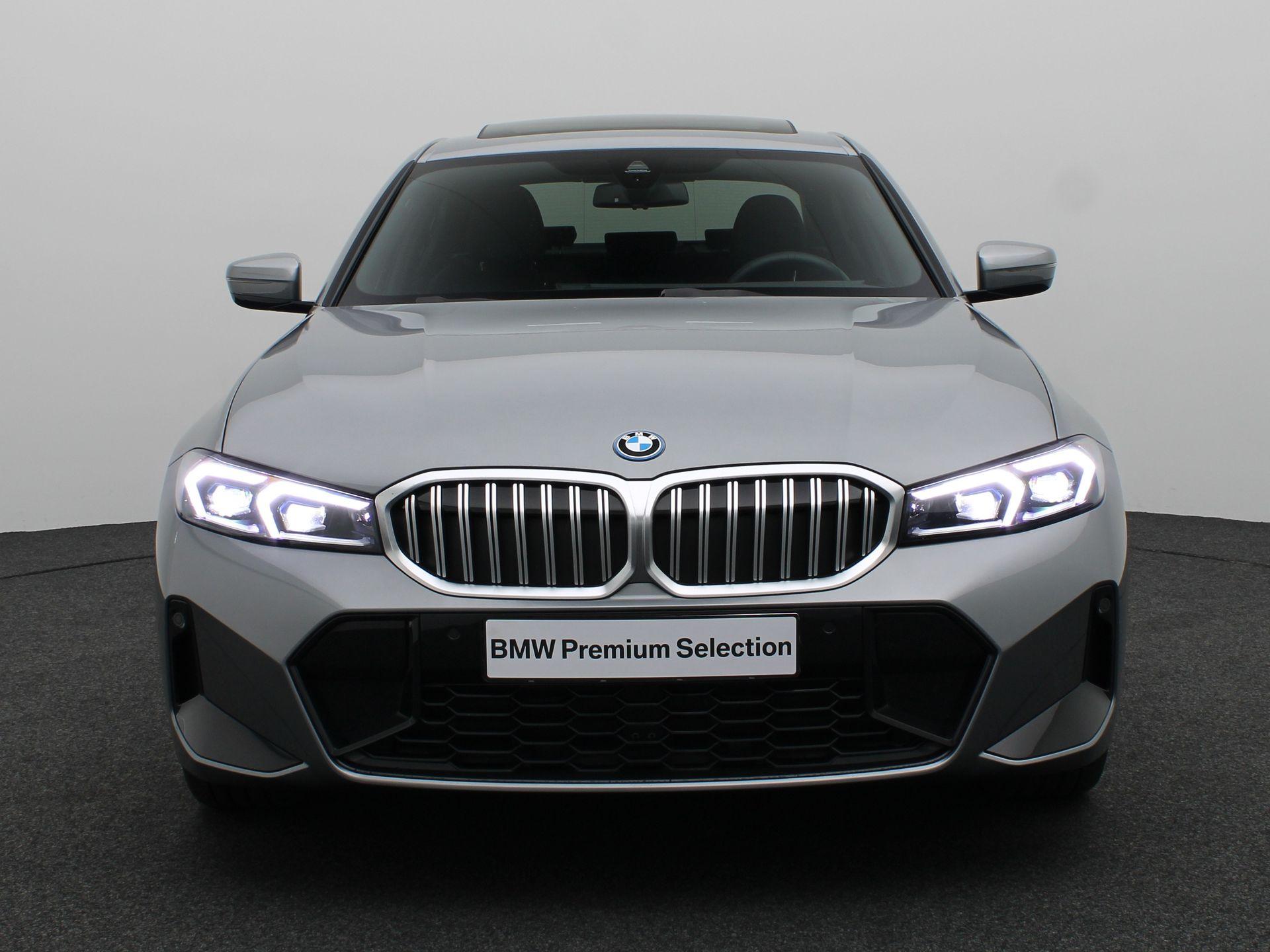 BMW 3 Serie Sedan 330e - Afbeelding 3