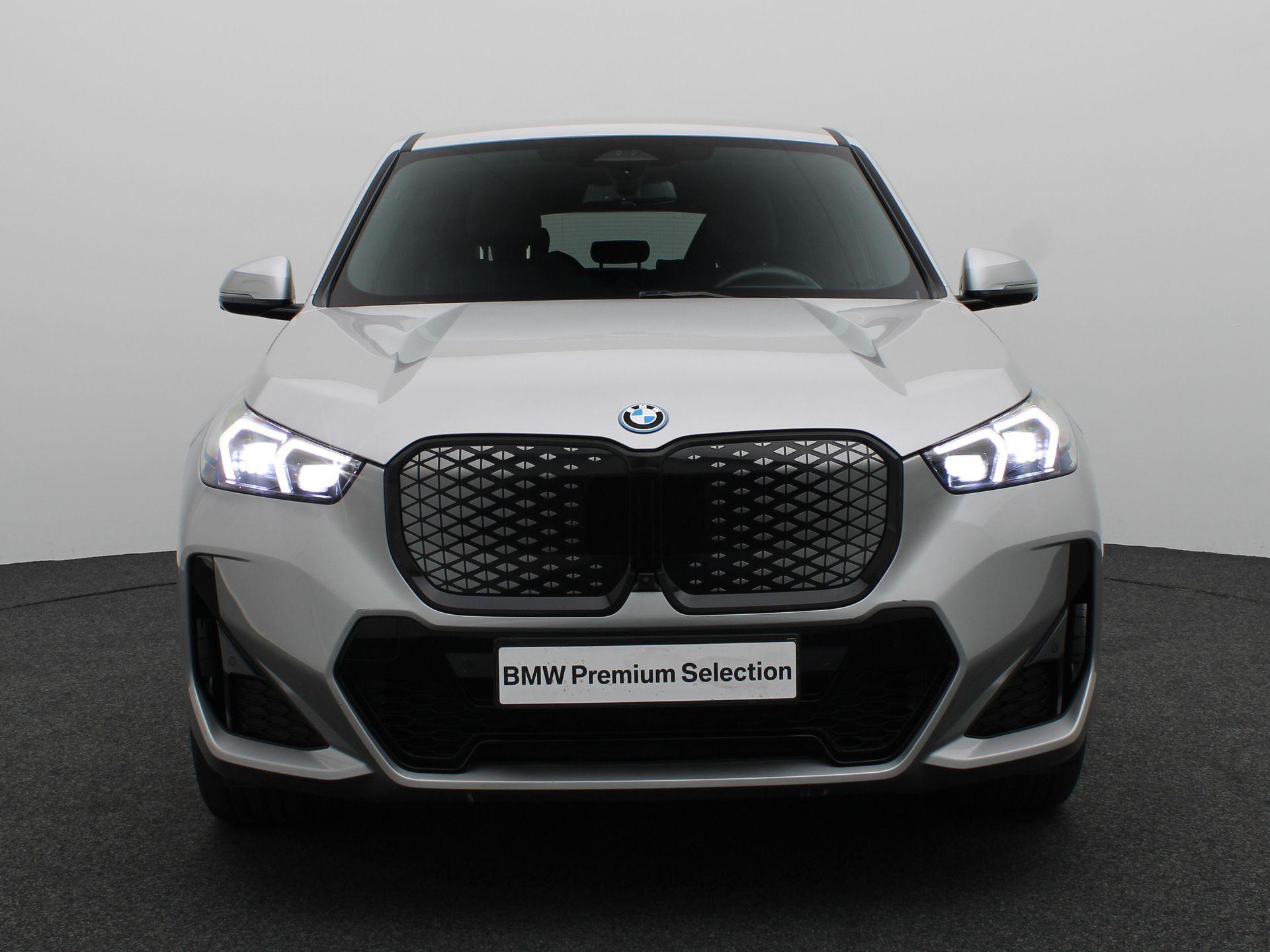 BMW iX1 eDrive20 - Afbeelding 3