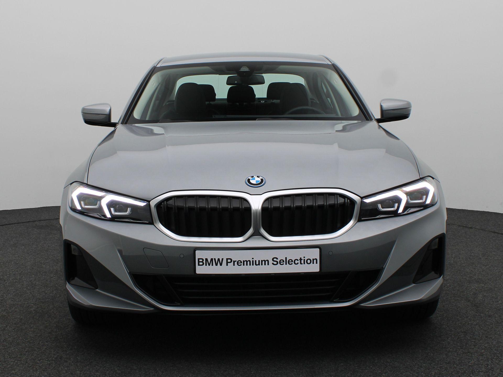 BMW 3 Serie Sedan 320e - Afbeelding 3