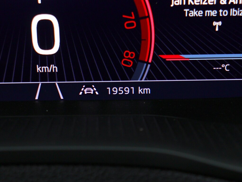 Škoda Karoq 1.5 TSI ACT Business Edition - Private lease 659 pm - Afbeelding 4