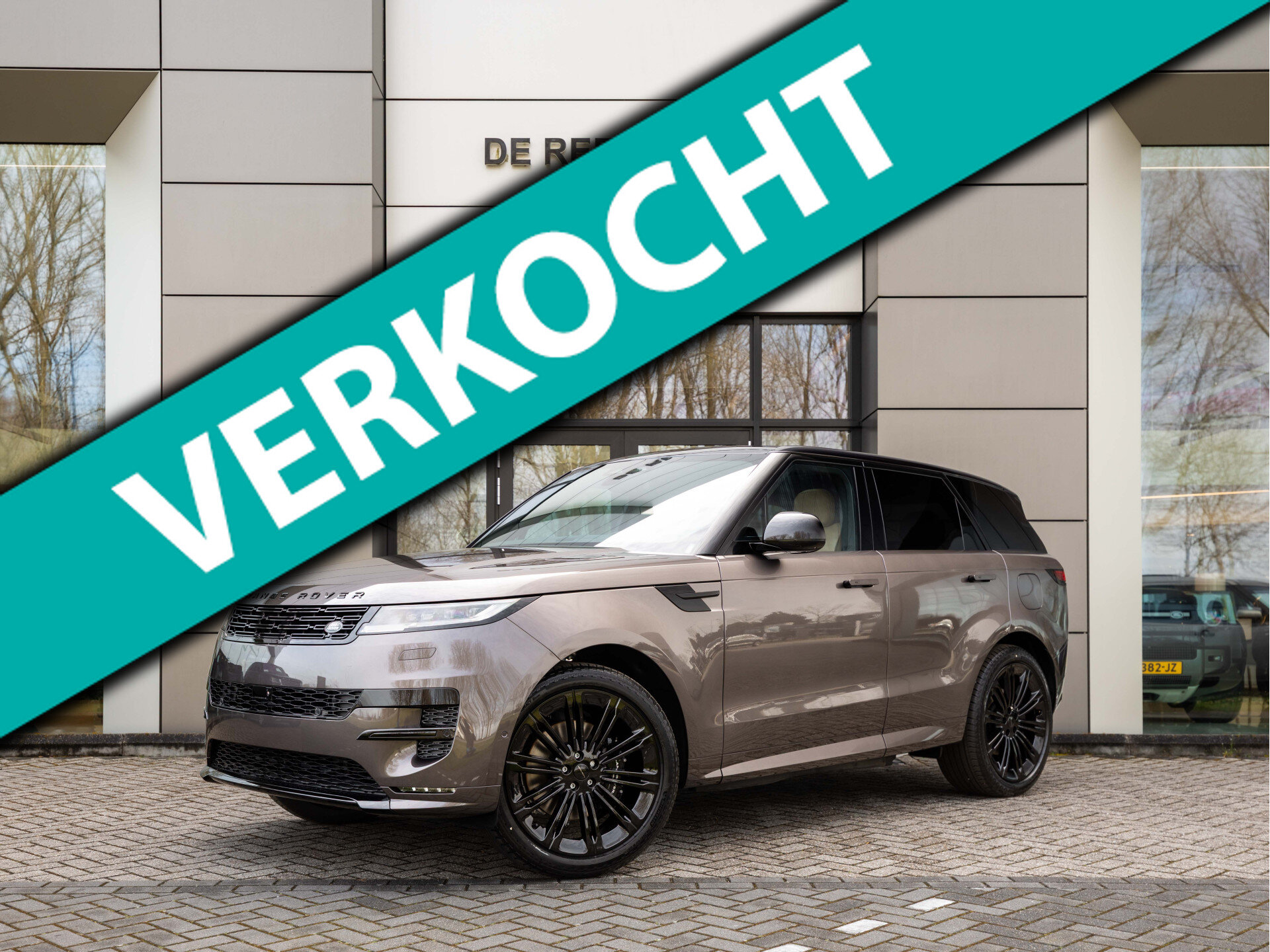 Land Rover Range Rover Sport 3.0 P460e Momentum Edition PHEV
